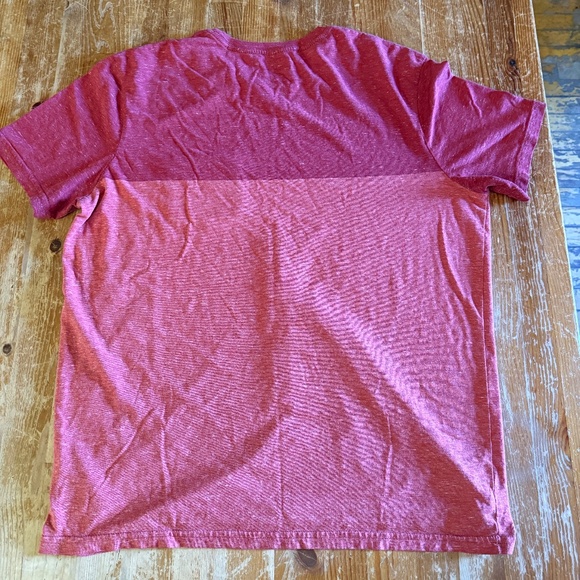 Men’s Mossimo Supply Co. Red Heathered Short Sleeve Pocket T-Shirt – Size Large - Picture 5 of 5